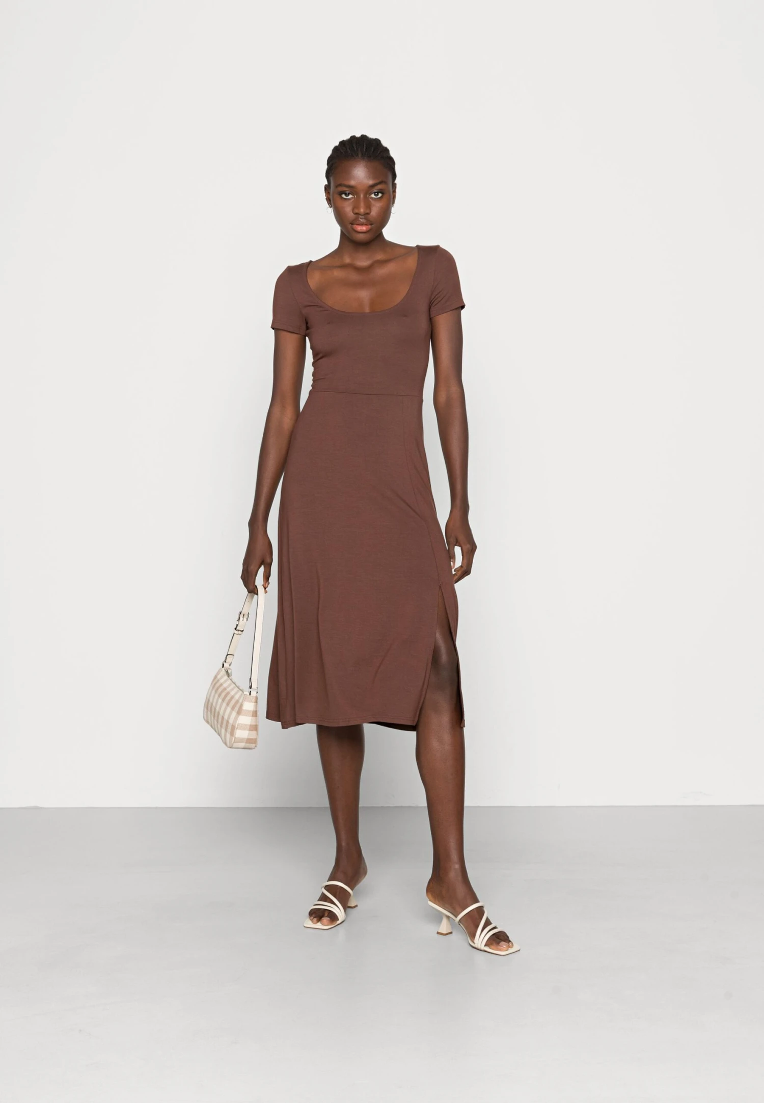 Anna Field Robe En Jersey - Brown 4 Anna Field Robe En Jersey - Brown â Image 2