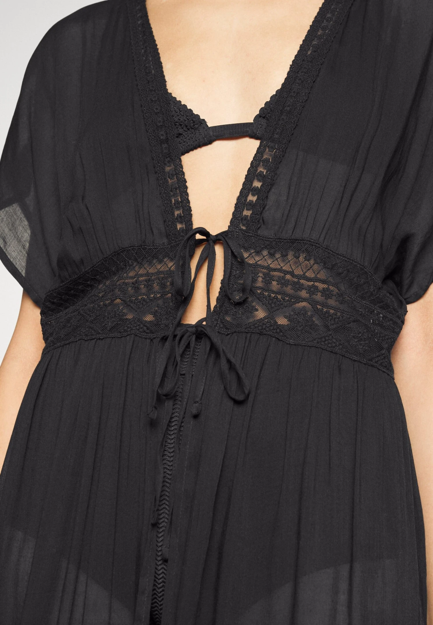 Anna Field Embroidered Cover Up / 802 - Black - Accessoire De Plage - 802 - Black 7 Anna Field Embroidered Cover Up / 802 - Black - Accessoire De Plage - 802 - Black â Image 5