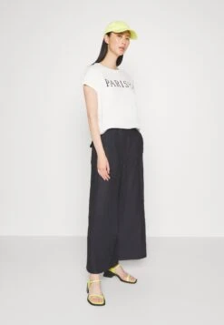 Anna Field T-Shirt Imprimé - Off-White 14 Anna Field T-Shirt Imprimé - Off-White -Anna Field 54918094c9354f5a87f040578d95e2f8