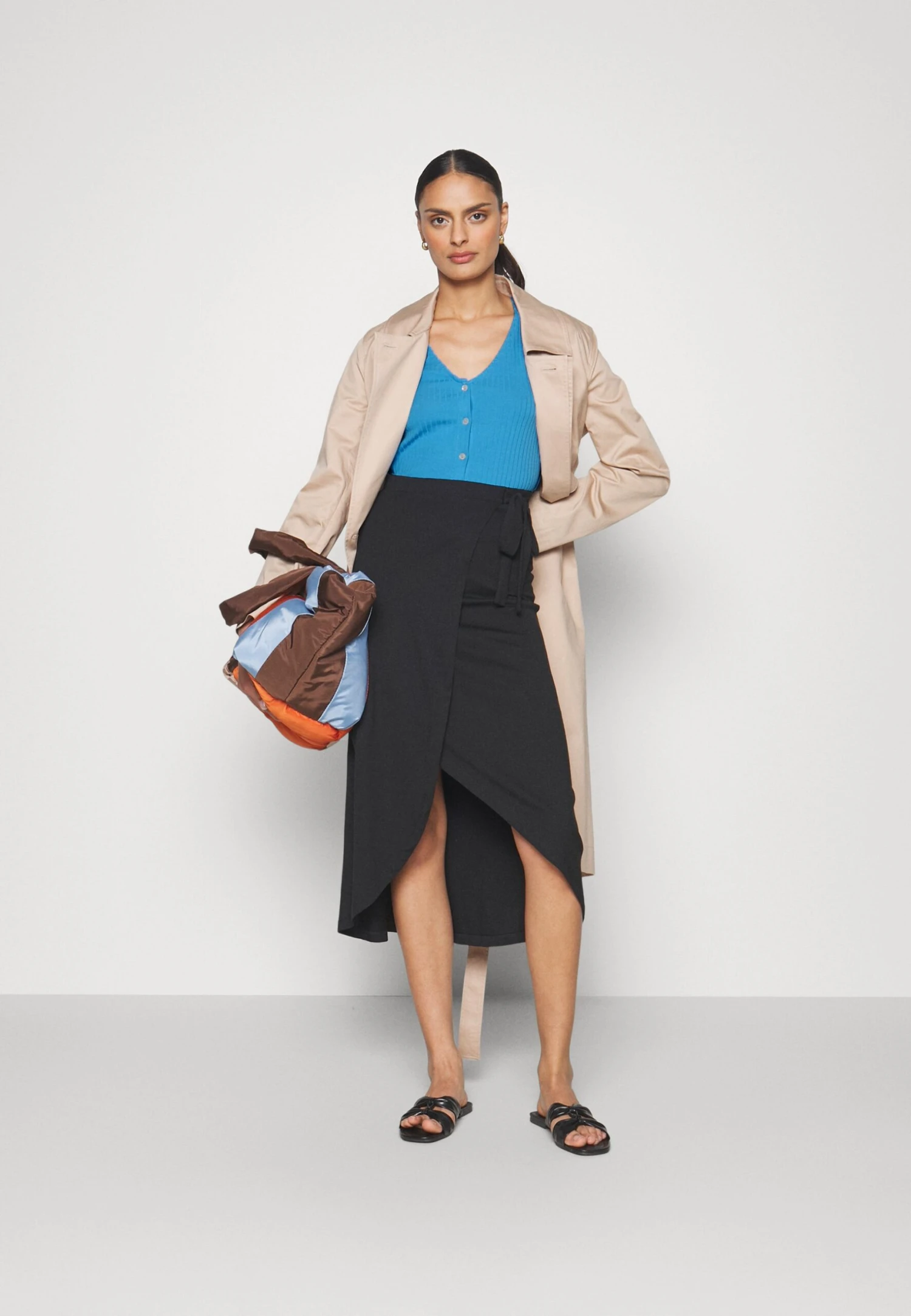 Anna Field Gilet - Blue 4 Anna Field Gilet - Blue – Image 2