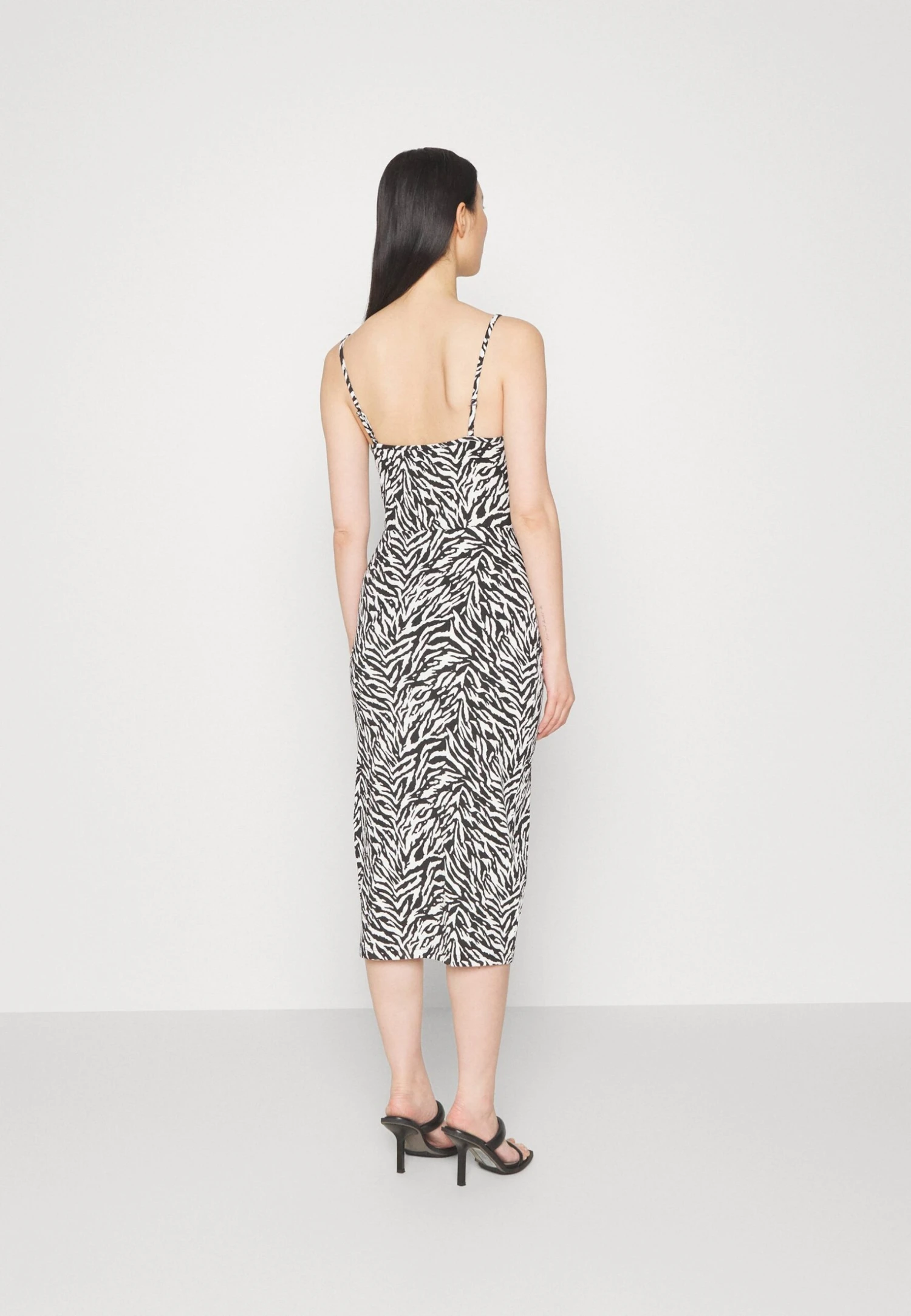 Anna Field Robe De Jour - Black/White 7 Anna Field Robe De Jour - Black/White – Image 5