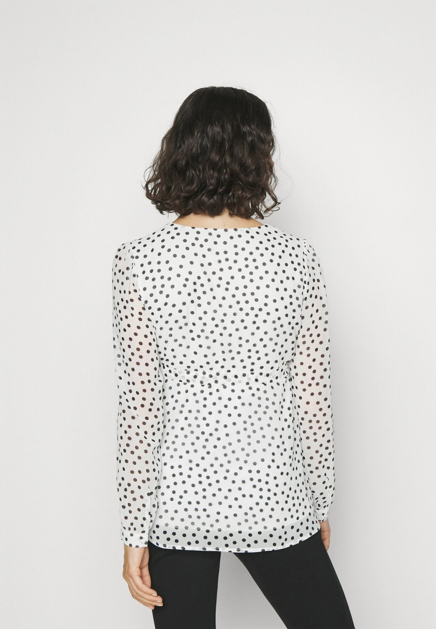 Blouse - White/Black 5 Blouse - White/Black â Image 3