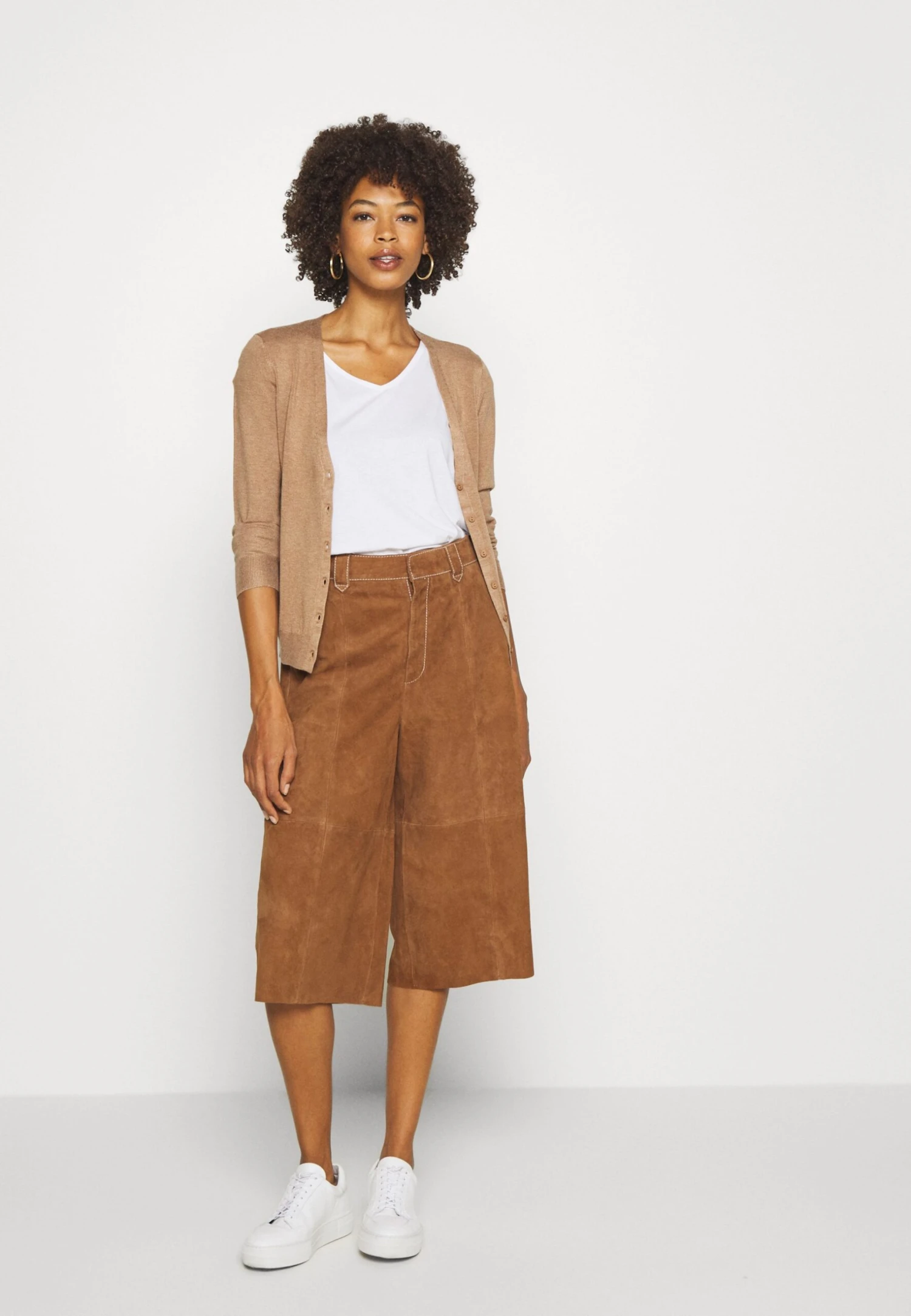 Anna Field Gilet - Camel 4 Anna Field Gilet - Camel – Image 2