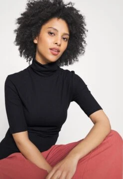 T-Shirt Basique - Black 11 T-Shirt Basique - Black -Anna Field 84756f1e02784679be2f3a2b7cfb01e0