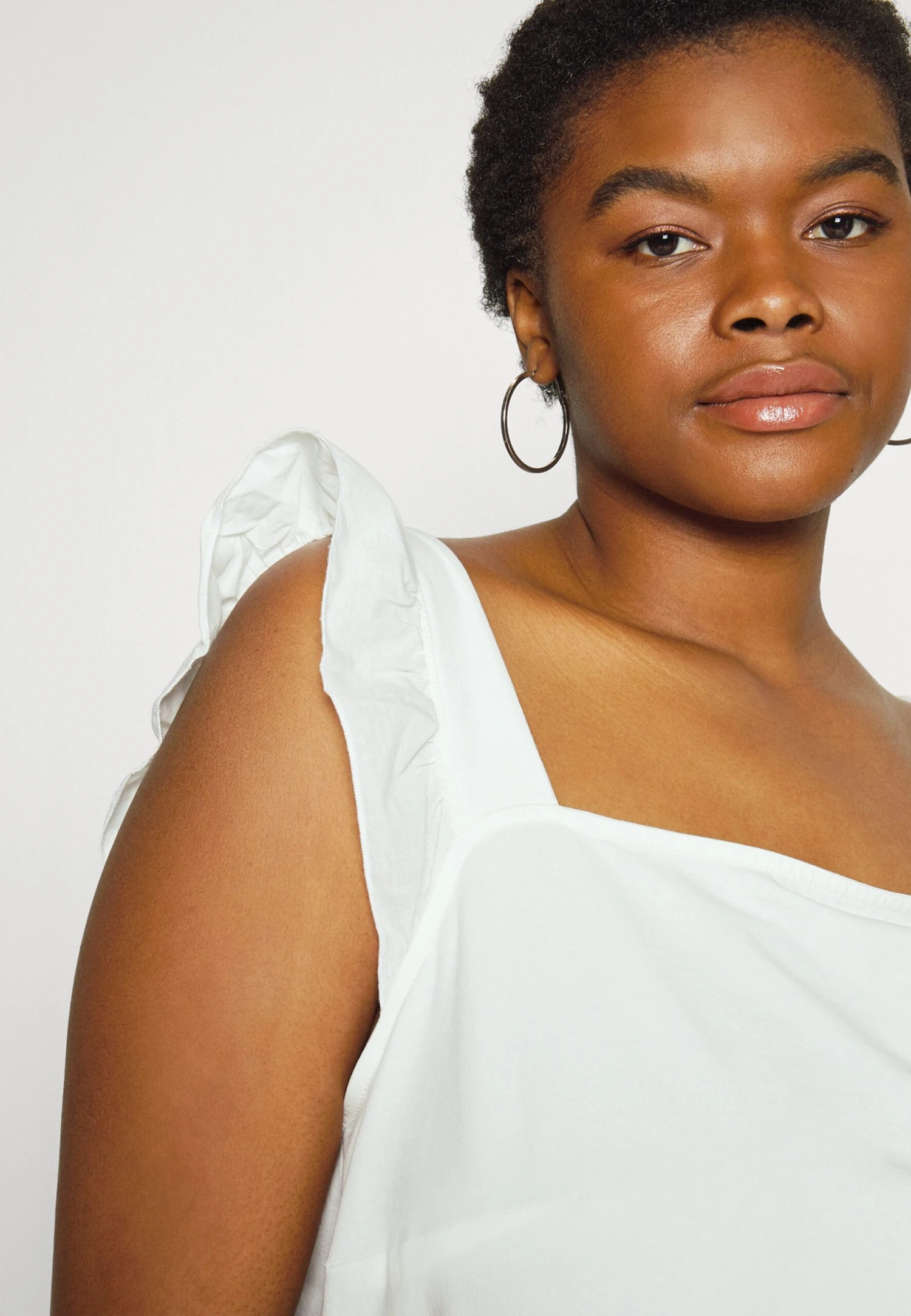 T-Shirt Basique - White 7 T-Shirt Basique - White – Image 5