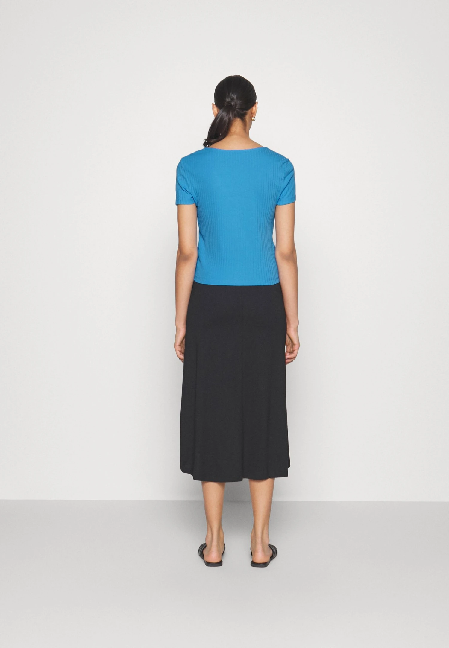 Anna Field Gilet - Blue 5 Anna Field Gilet - Blue – Image 3