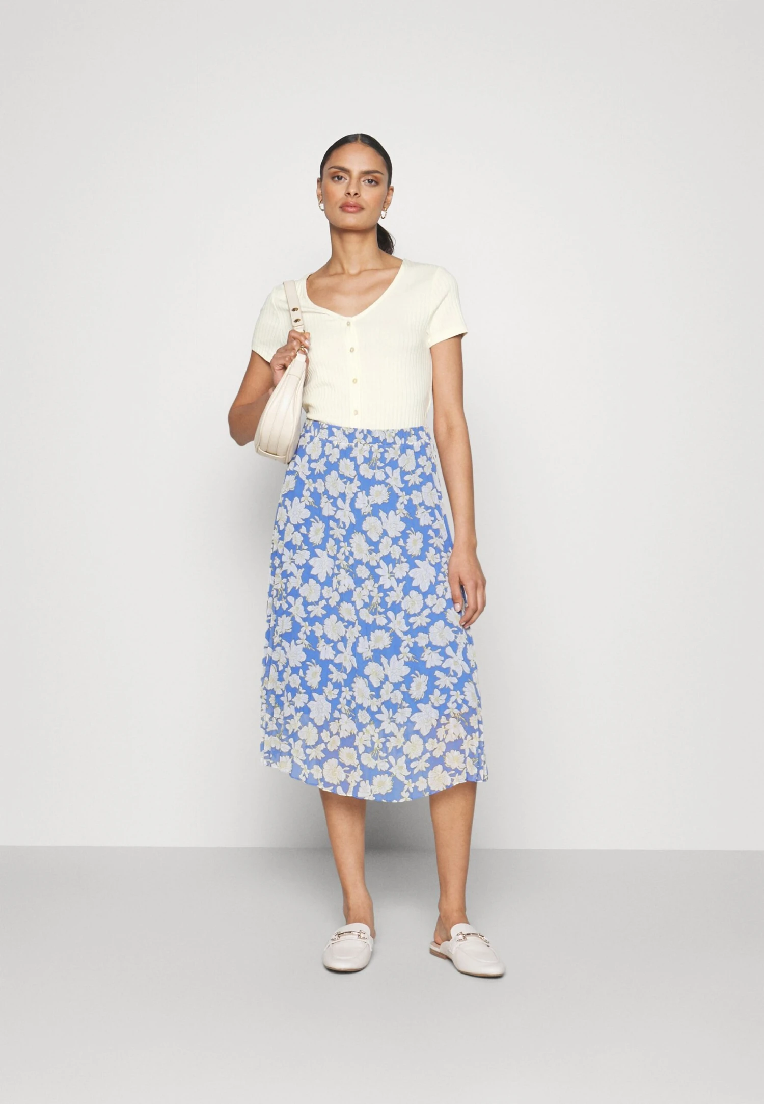 Anna Field Gilet - 003 - Off-White 4 Anna Field Gilet - 003 - Off-White – Image 2