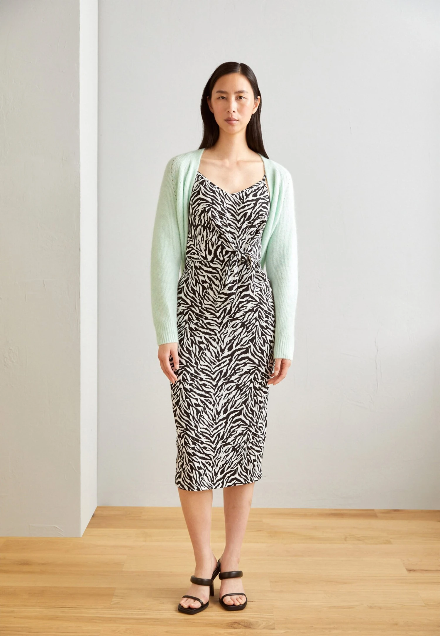 Anna Field Robe De Jour - Black/White 3 Anna Field Robe De Jour - Black/White