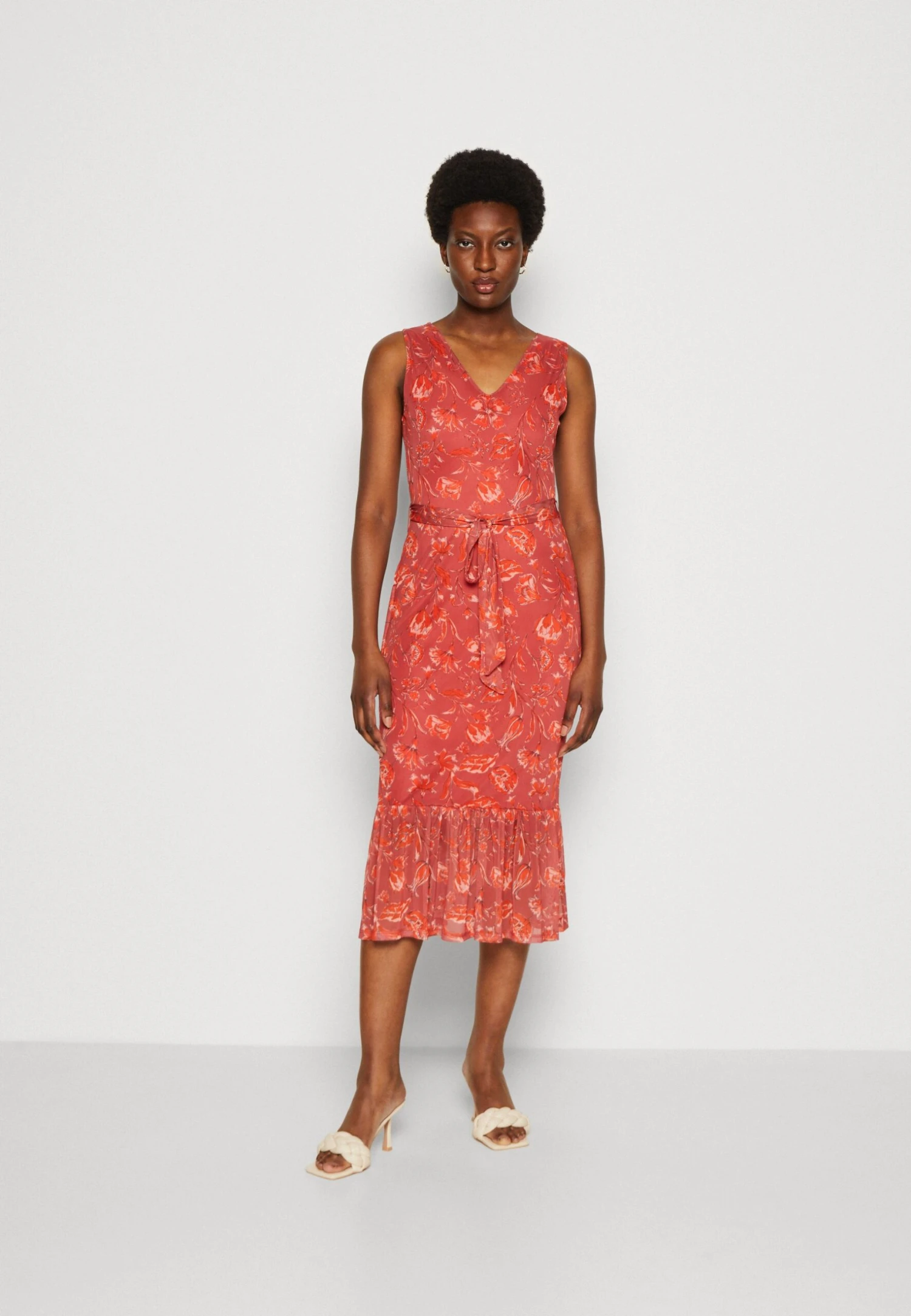 Anna Field Robe Fourreau - Beige/Pink/Multi Coloured 5 Anna Field Robe Fourreau - Beige/Pink/Multi Coloured – Image 3