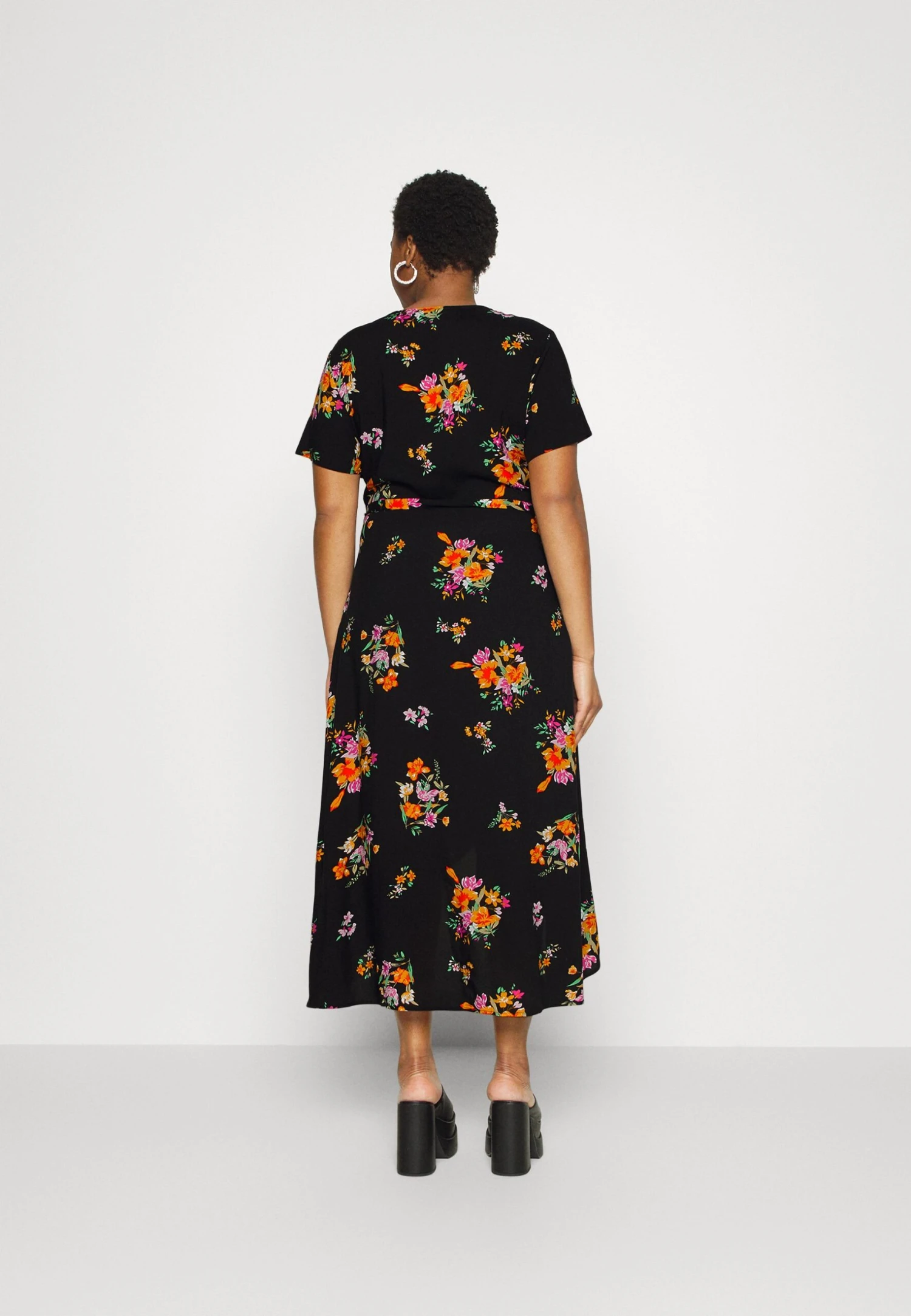 Wrap Dress High Low Hem - Robe De Jour - Black 5 Wrap Dress High Low Hem - Robe De Jour - Black – Image 3