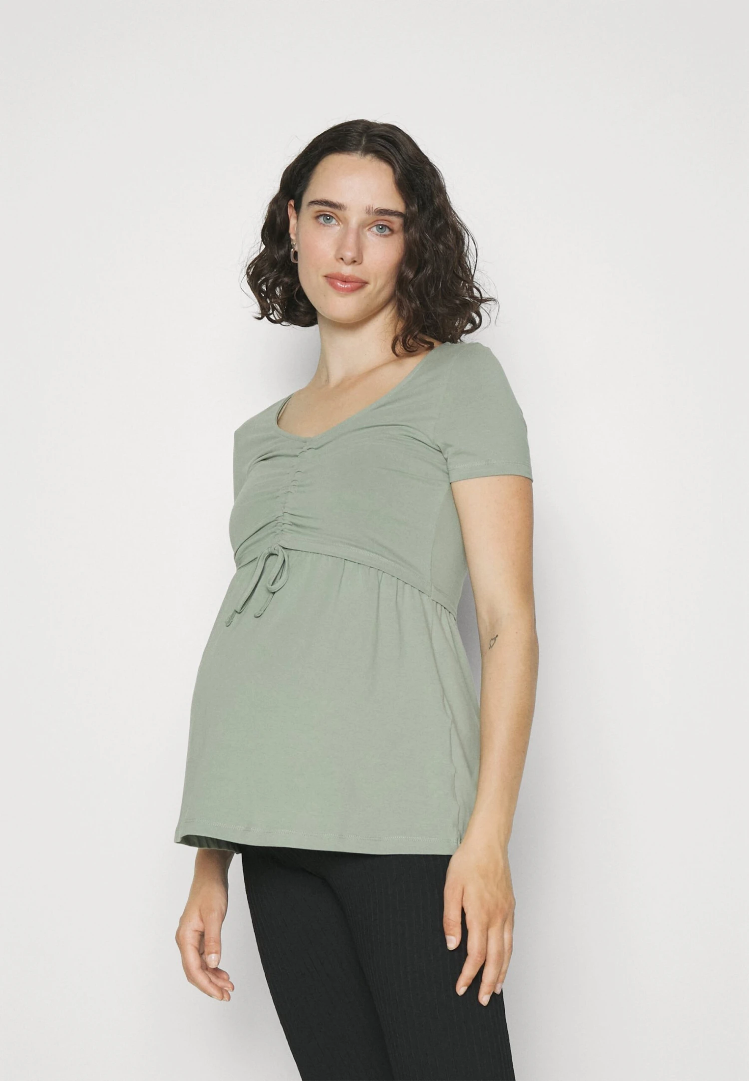 T-Shirt Basique - Light Green 3 T-Shirt Basique - Light Green
