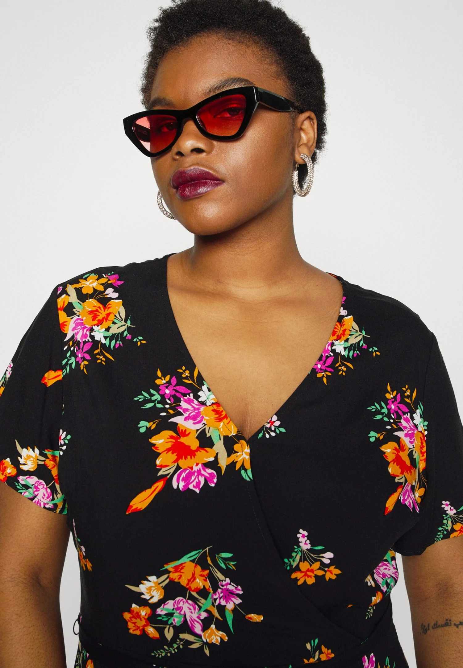 Wrap Dress High Low Hem - Robe De Jour - Black 7 Wrap Dress High Low Hem - Robe De Jour - Black – Image 5