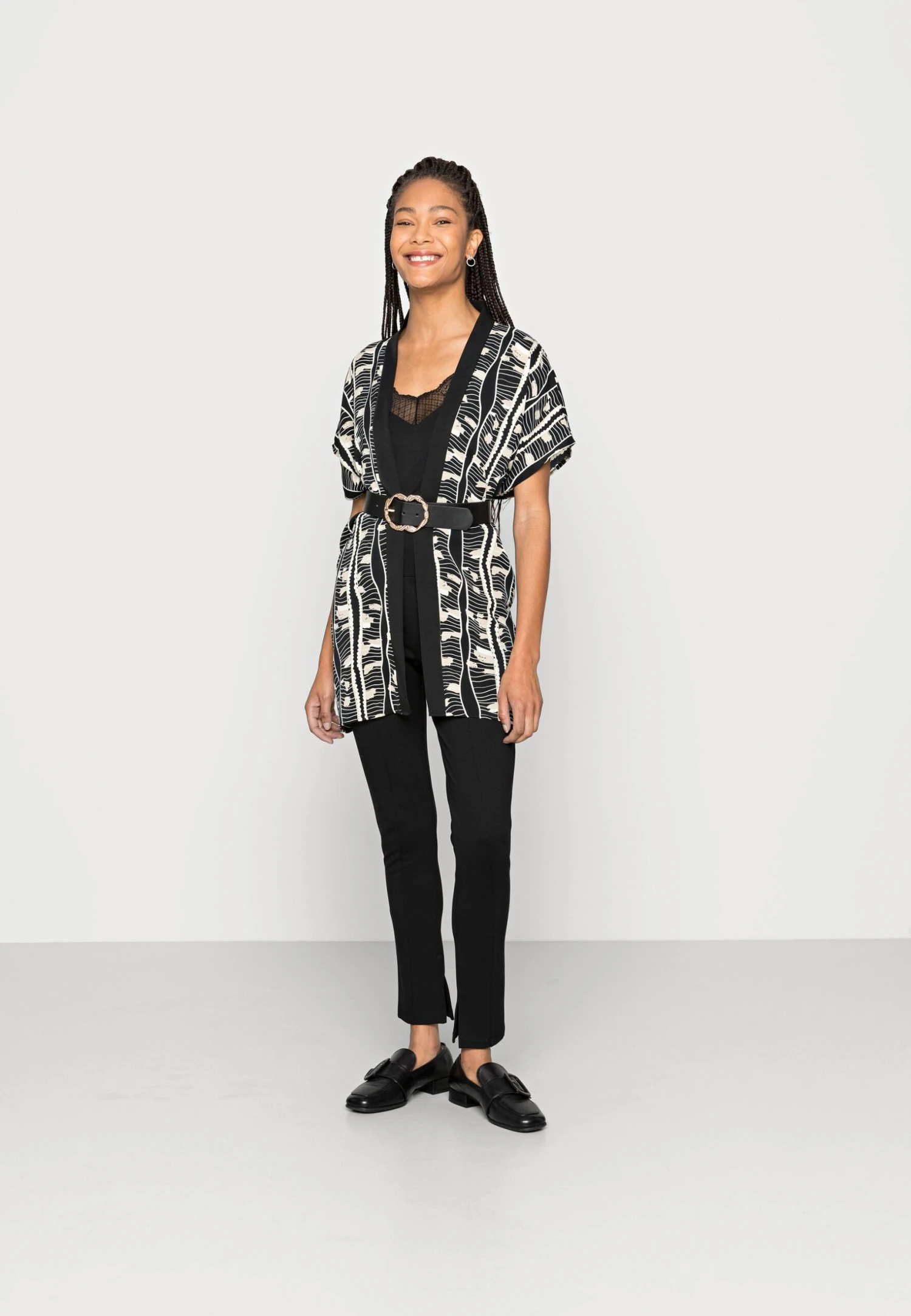 Anna Field Summercape - Tunique - Black 4 Anna Field Summercape - Tunique - Black â Image 2