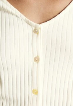 Anna Field Gilet - 003 - Off-White 13 Anna Field Gilet - 003 - Off-White -Anna Field ec63ca4e44ef4420a21f32bd2a34b4fa