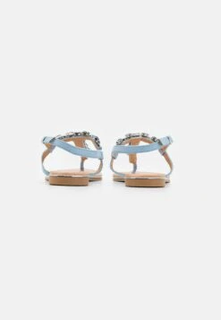 Anna Field Tongs - Light Blue 11 Anna Field Tongs - Light Blue -Anna Field f842c22e96964d09b261137125e29955