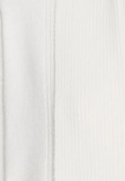 Anna Field Ribbed Fold Collar - Gilet - Off White 7 Anna Field Ribbed Fold Collar - Gilet - Off White -Anna Field fe85b0a3c9ef424abe778968422acd22